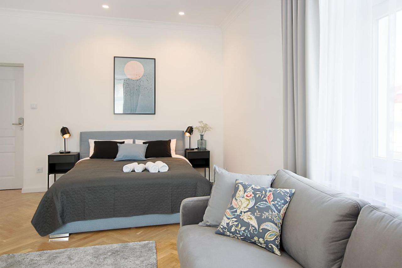 Wanderlust Apartments Красков Екстериор снимка
