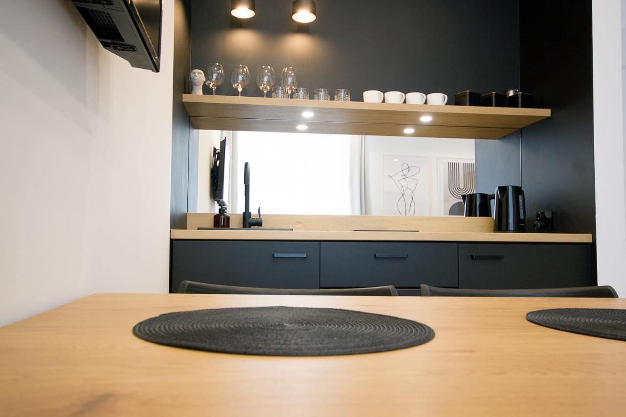 Wanderlust Apartments Красков Екстериор снимка