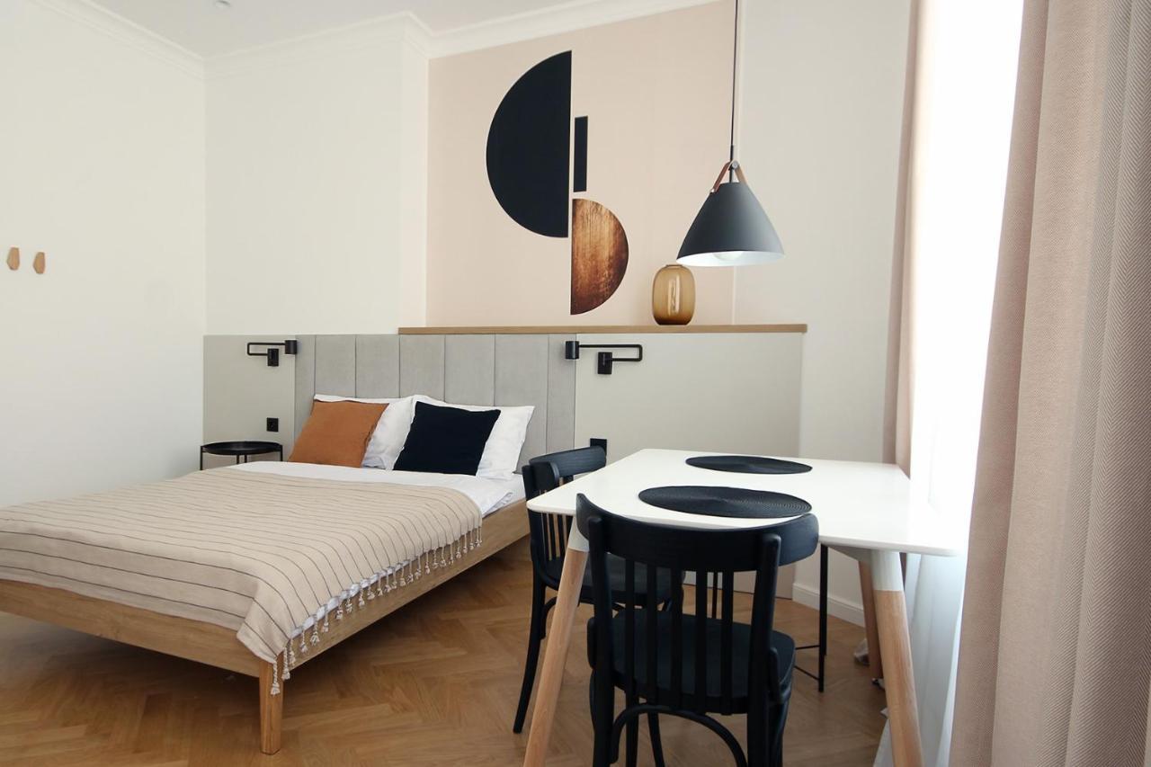 Wanderlust Apartments Красков Екстериор снимка