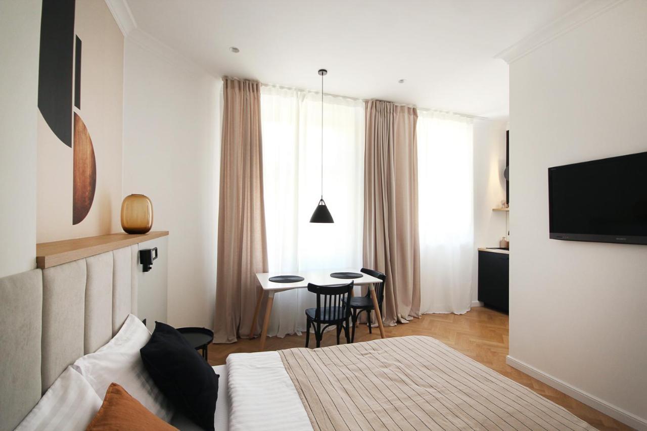 Wanderlust Apartments Красков Екстериор снимка